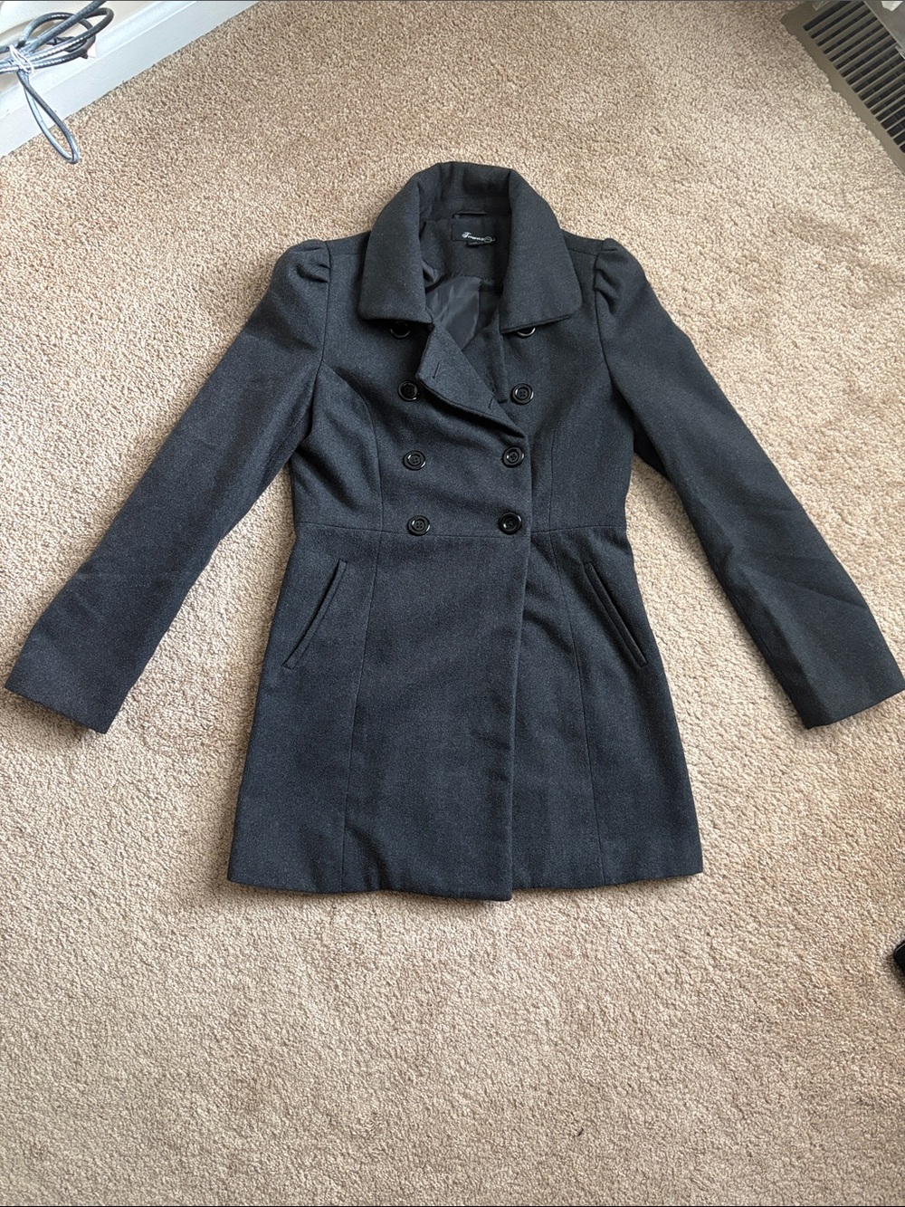 EUC forever 21 grey peacoat size small